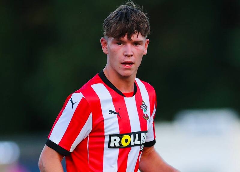 fue compañero de Ben Brereton en Southampton