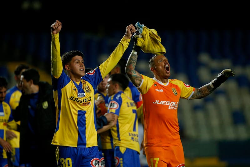 Son punteros con 46 puntos, uno más que Deportes Copiapó. Foto: Photosport