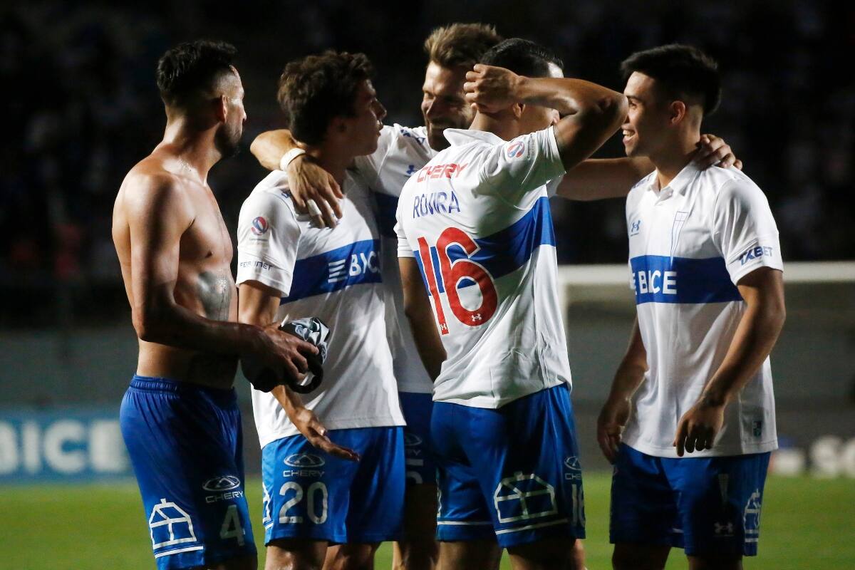 Los "Cruzados" son, de momento, los líderes del torneo. Foto: Agencia Aton.