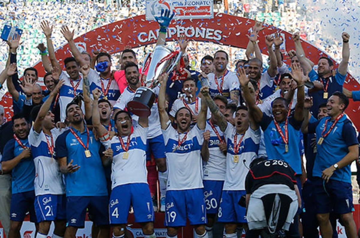 Fue bicampeón con Universidad Católica y hoy está sin jugar profesionalmente, ¡con apenas 24 años!