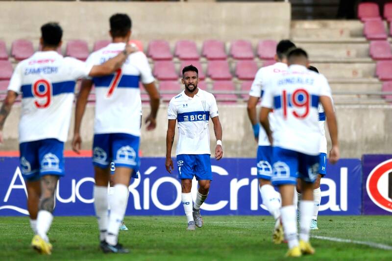 La UC hará su debut en Copa Chile este sábado. Foto: Agencia Aton.