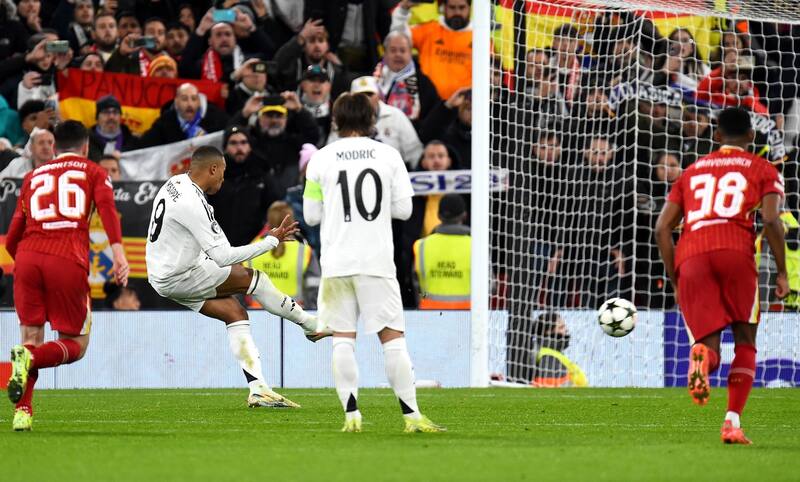 Kylian Mbappé erró un penal.