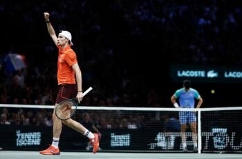 VIDEO | Alcaraz sufrió sorpresiva derrota en París y podría tener una caída en el ranking ATP