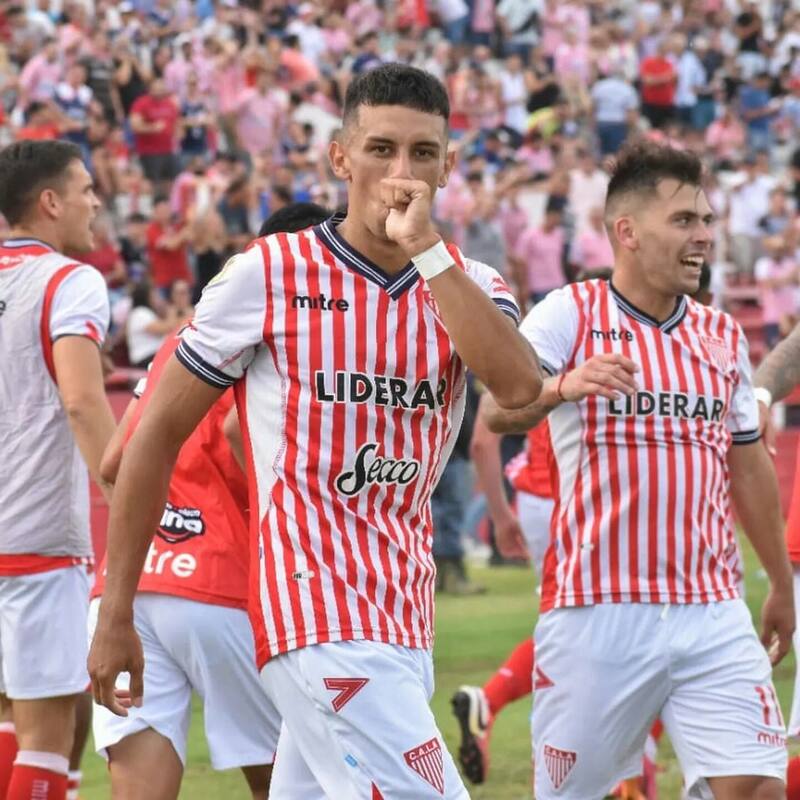 Ulises Ortegoza jugando por Los Andes