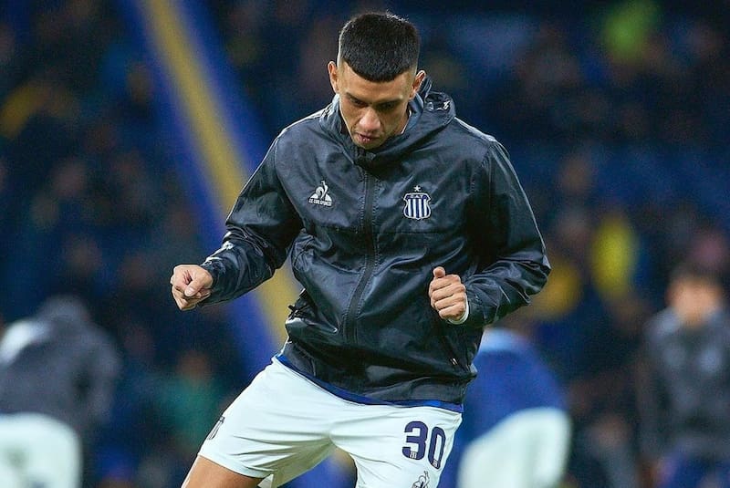 Ulises Ortegoza es el chileno que más minutos ha sumado en las cuatro victorias consecutivas de Talleres.