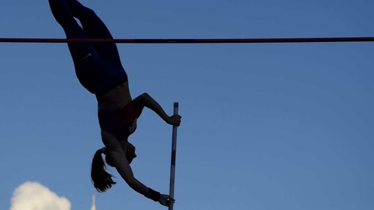 El deportista que gana 50 millones de pesos por cada centímetro