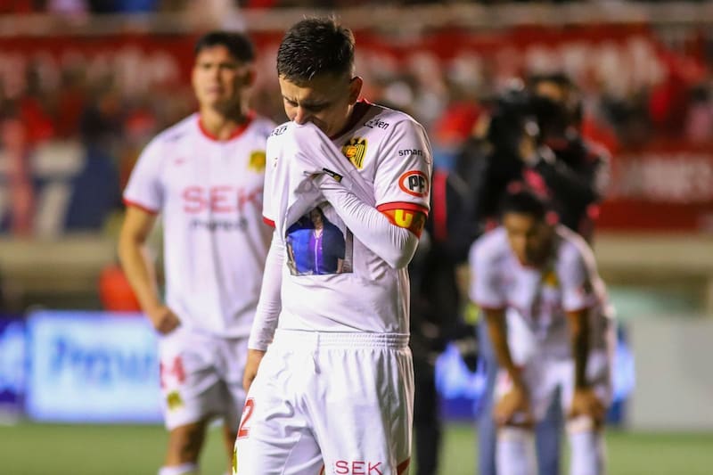 En el plantel hispano saben que la salvación es prácticamente imposible. Foto: Agencia Aton.