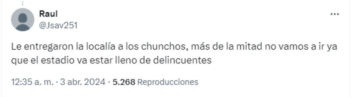 Hinchas critican medida de la dirigencia.