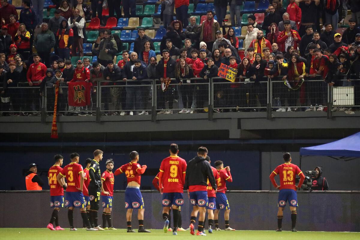 sufrió dentro y fuera de la cancha en el Maracaná. (Foto: Aton)