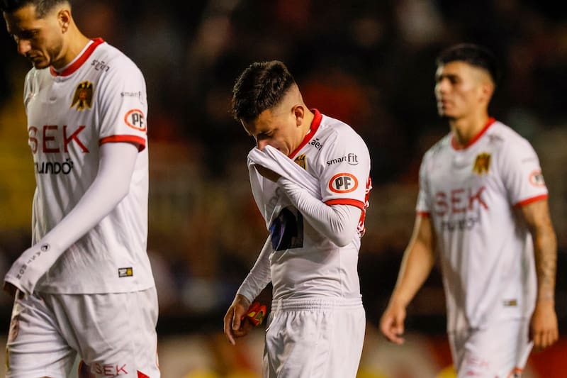 En el plantel hispano ya asumen la pérdida de la categoría. Foto: Agencia Aton
