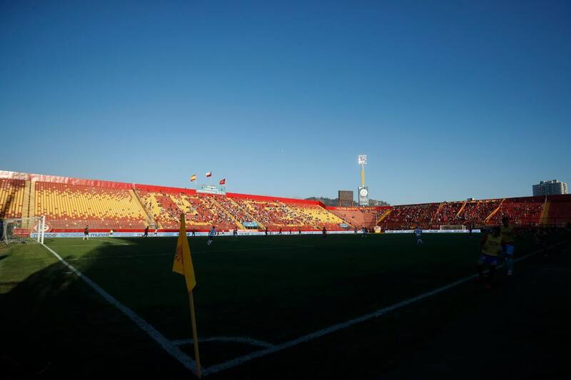 Hinchas planean llenar el Estadio Santa Laura contra Coquimbo Unido. Fotos: Agencia Aton.
