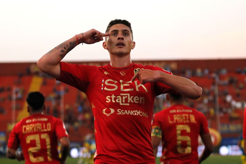 Leandro Garate puede partir a Huracán.
Dragomir Yankovic/Photosport