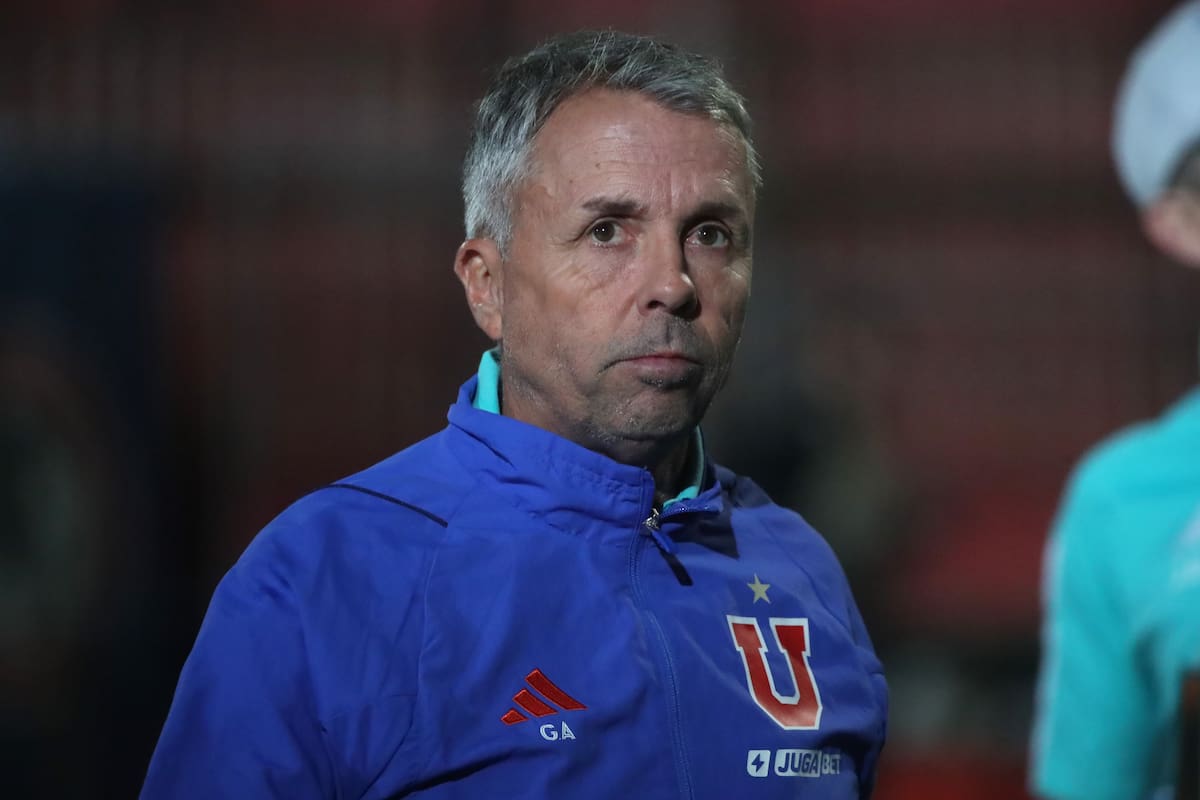 El entrenador de Universidad de Chile Gustavo Alvarez.