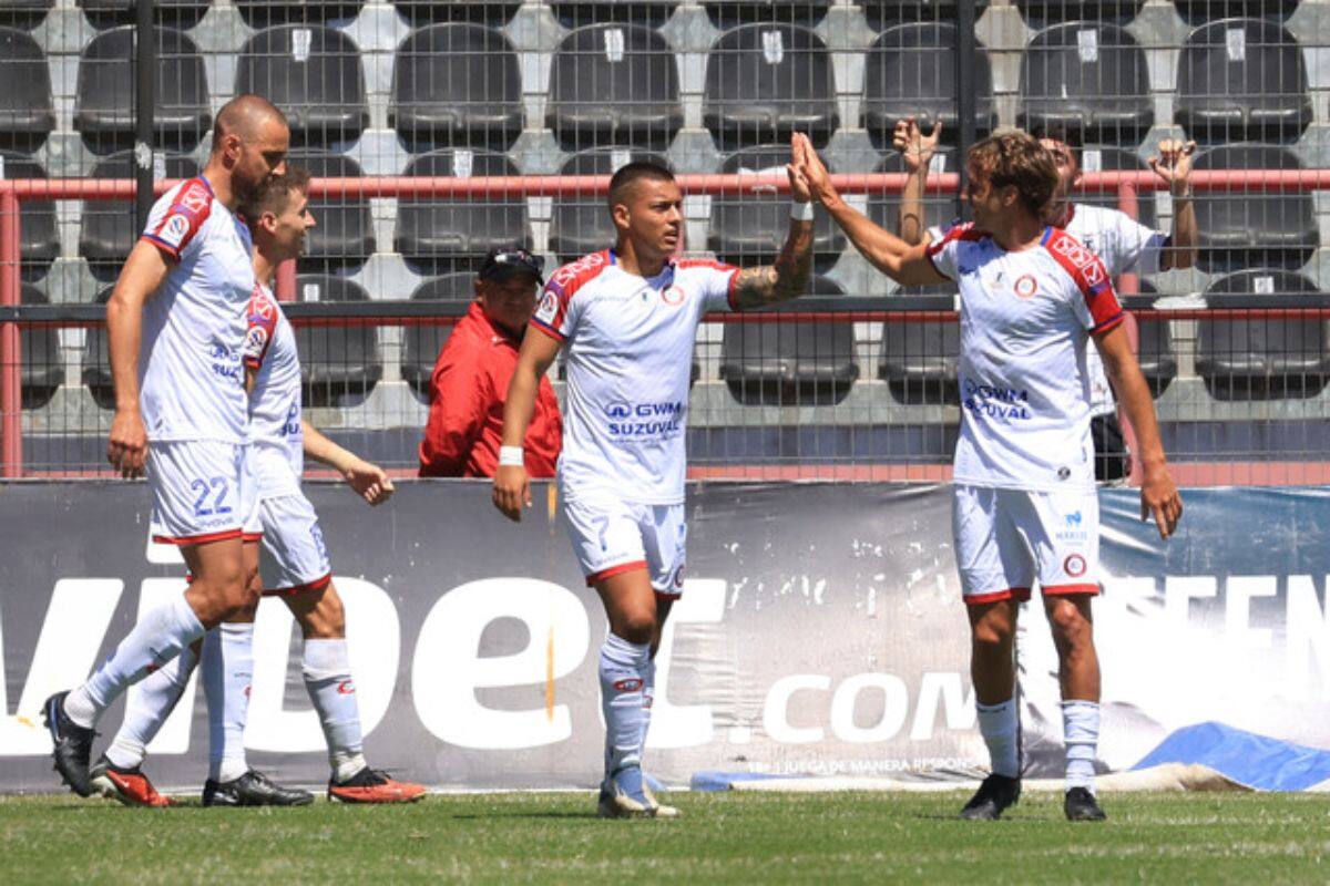 Los Cementeros vienen de ganarle en el sur a Huachipato. Agencia Aton.