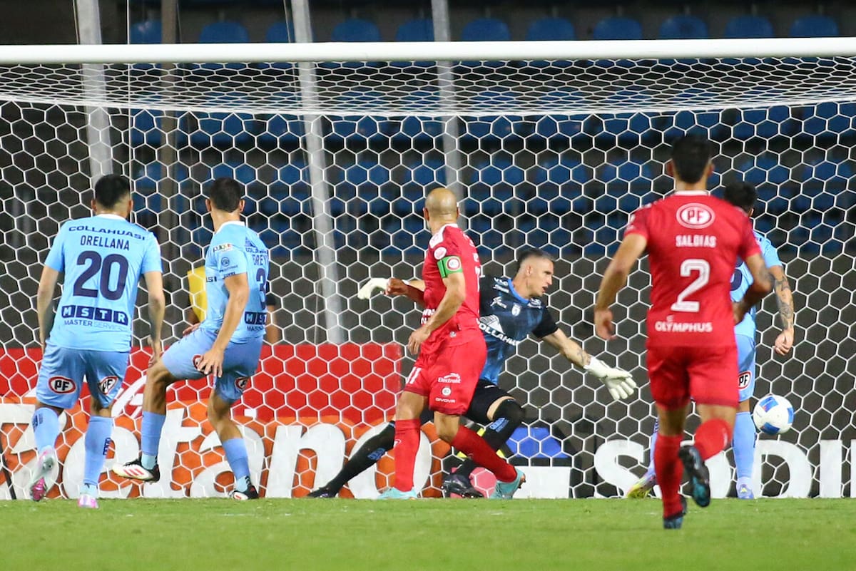 Los Cementeros derrotaron a Iquique 1-0 en el norte. Foto: Aton.