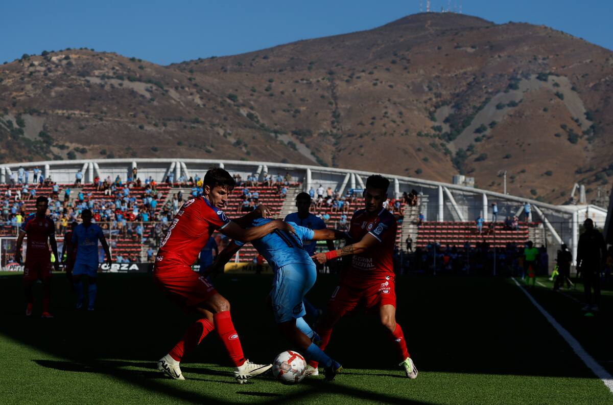 “Cada vez llegan menos hinchas”: el equipo de Primera que se ha acostumbrado a jugar con poco público
