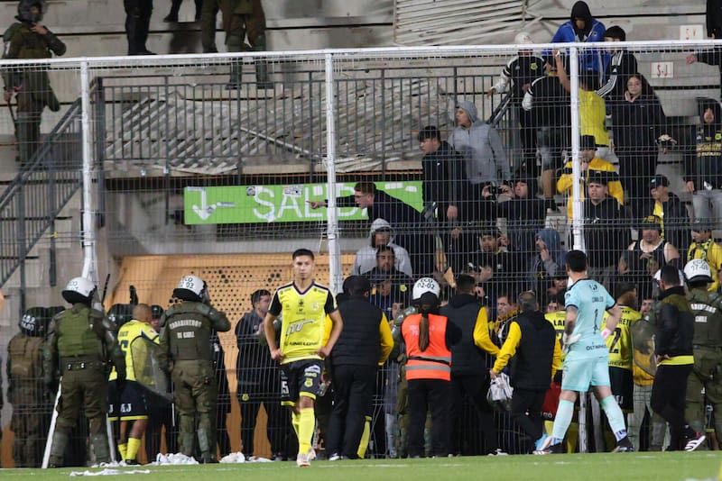 El Clásico fue suspendido en Copa Chile.