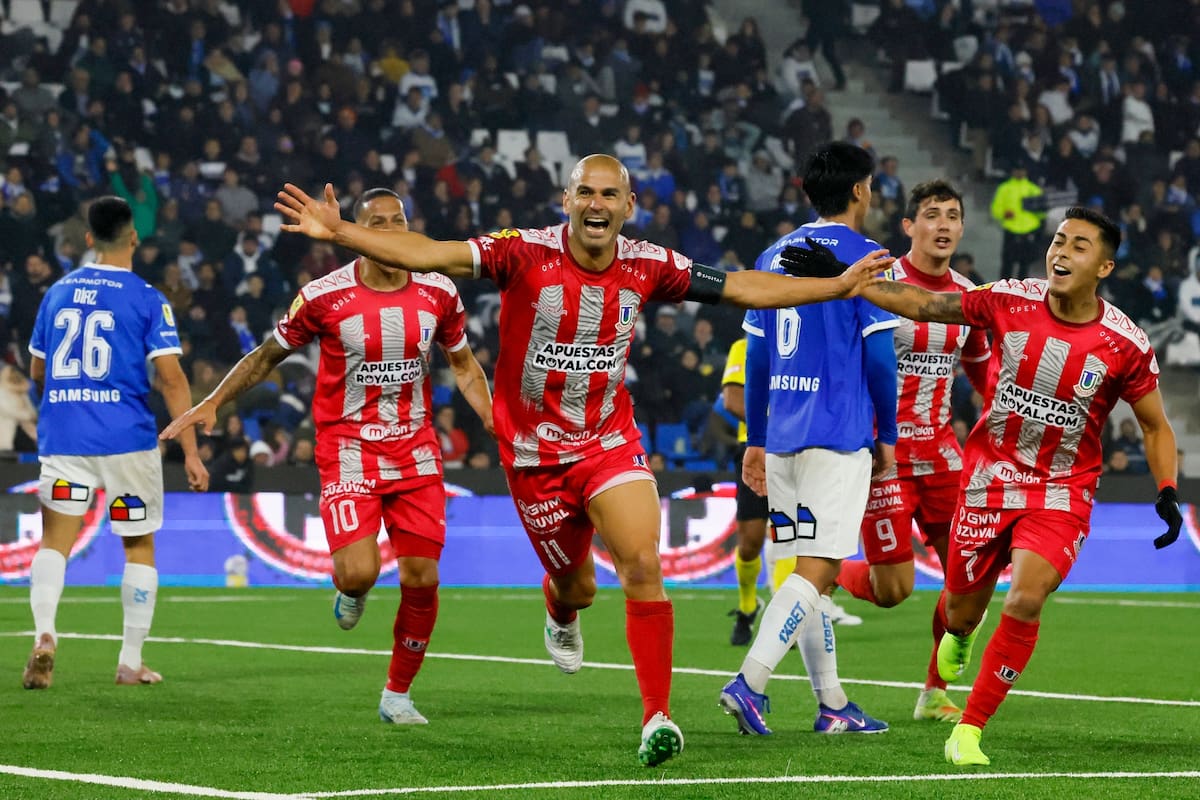Los Cementeros vencieron 2-1 a los Cruzados. Foto: ATON.