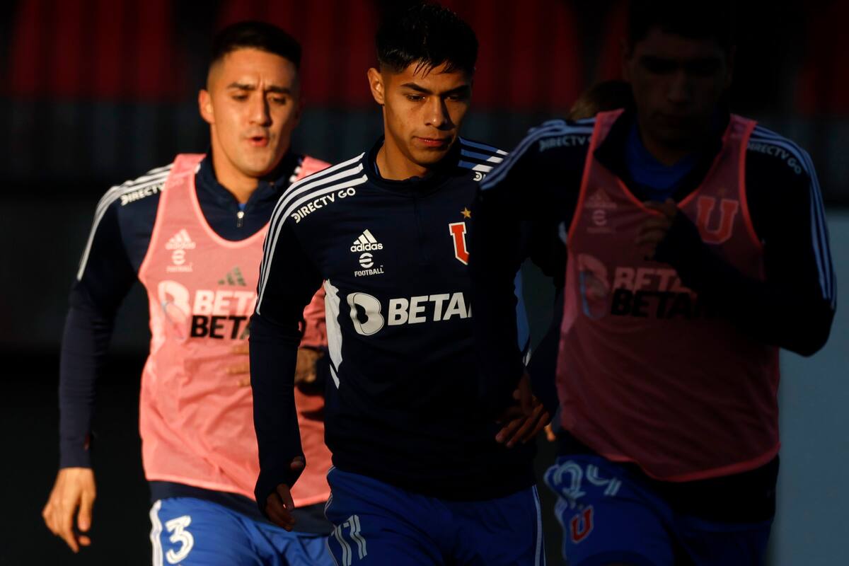 El jugador de Universidad de Chile Dario Osorio es fotografiado durante el partido de primera division contra Union La Calera