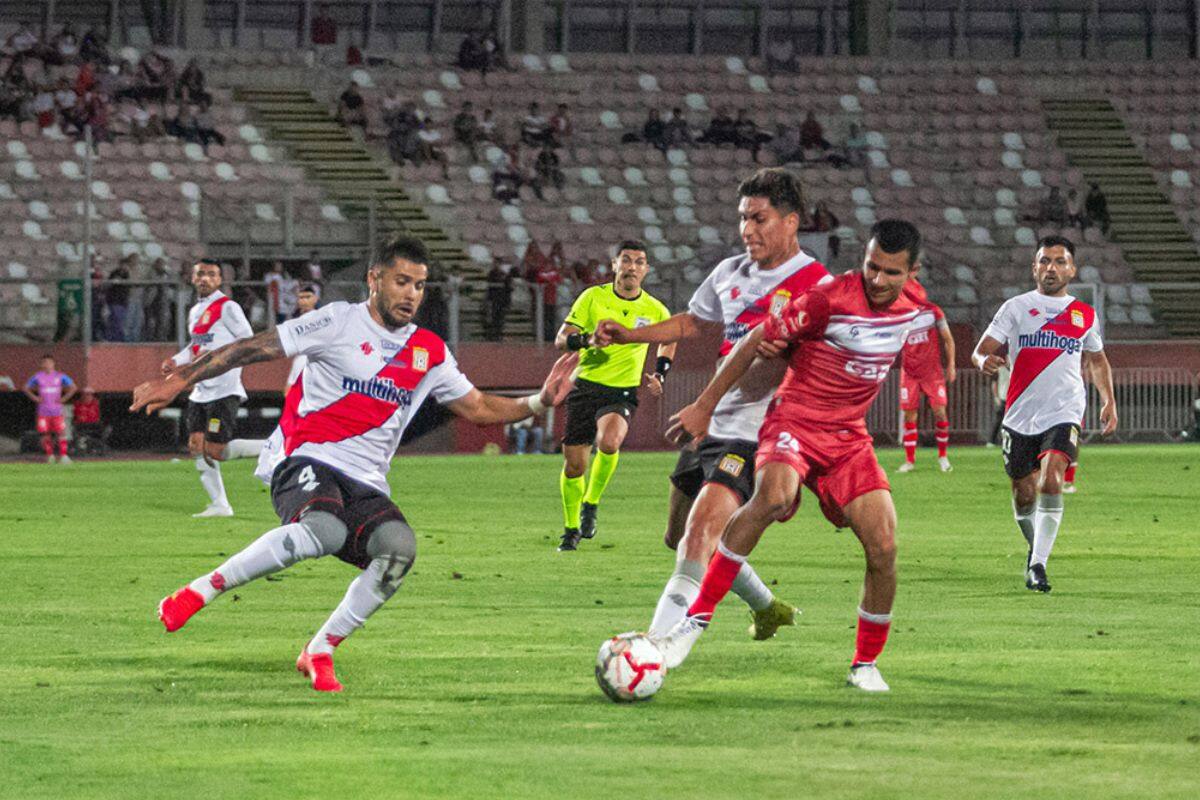 tiene seis refuerzo, pero aún no confirma a su nuevo entrenador.