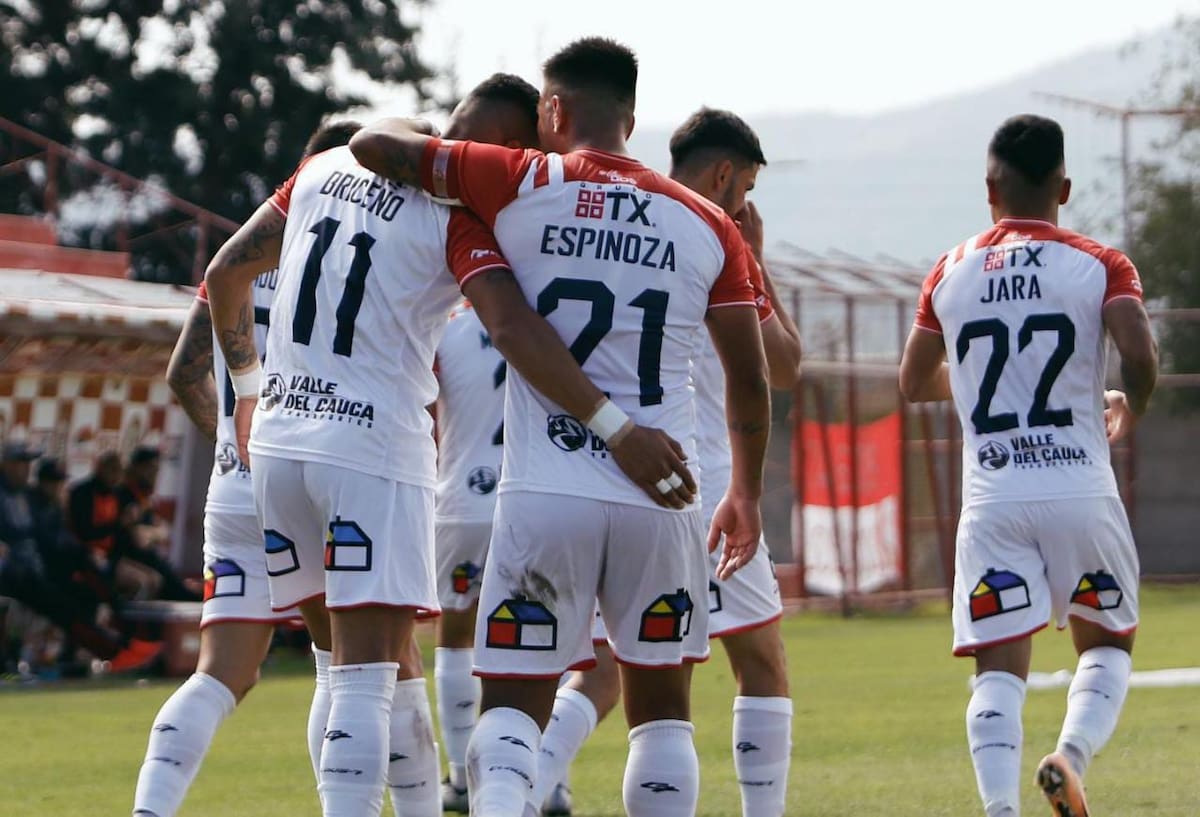 Unión San Felipe busca técnico para la temporada 2023.