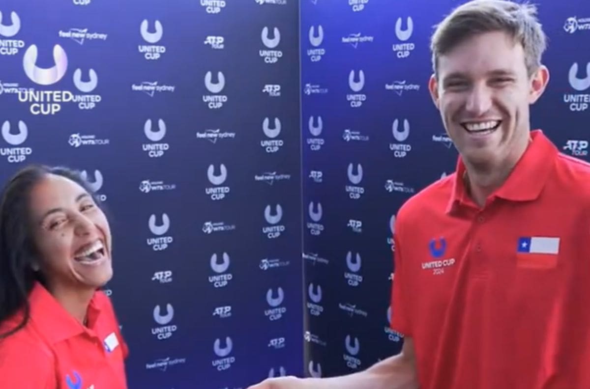 VIDEO | ¿Empanadas?: El gracioso momento que el bilingüe Nico Jarry protagonizó con Daniela Seguel en la United Cup