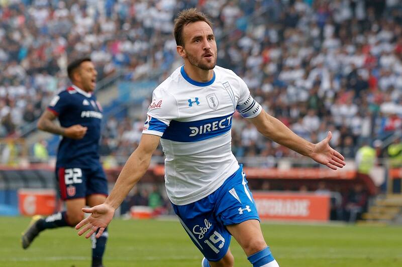 Futbol, Universidad Catolica vs Universidad de Chile.
Octava fecha, campeonato nacional 2019
El jugador de Universidad Catolica Jos Pedro Fuenzalida celebra su gol contra Universidad de Chile durante el partido de primera division realizado en el estadio San Carlos de Apoquindo de Santiago, Chile
14/04/2019
Javier Torres/Photosport
Football, Universidad Catolica vs Universidad de Chile
Eighth date, National Championship 2019
Universidad Catolica's player Jos Pedro Fuenzalida celebrates his goal against Universidad de Chile during the first division football match held at the San Carlos de Apoquindo stadium in Santiago, Chile.
14/04/2019
Javier Torres/Photosport