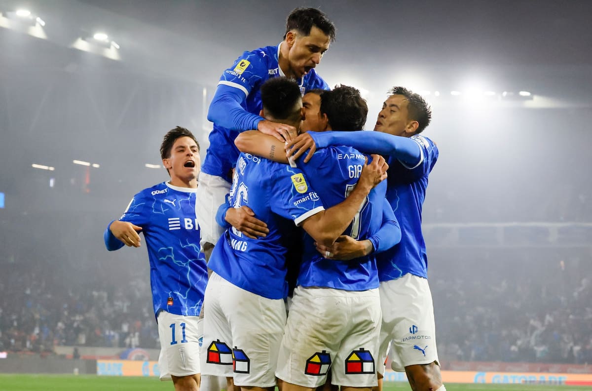 Clásico, Barcelona y Cruzeiro: el panorama futbolístico de la UC en su pasada más exigente este 2026