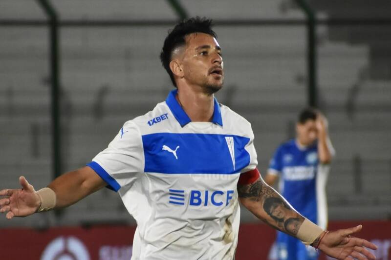 debuta ante Everton de Viña del Mar.