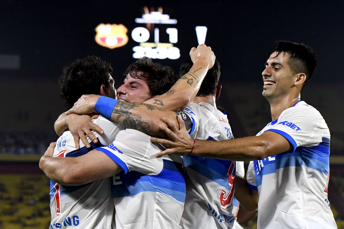 Qué pasa si la UC gana, empata o pierde HOY ante Barcelona por Copa Libertadores. Foto: Aton.
