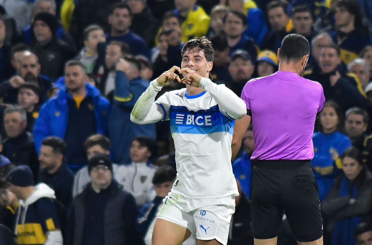 VIDEO | Clemente Montes y los hinchas de la UC en Argentina: “Se escucharon mucho más que los de Boca”