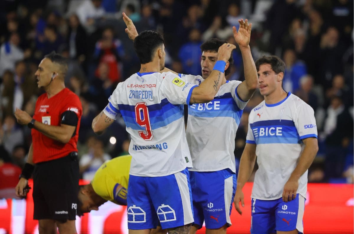 Con tres figuras en la mira: riesgo de desmantelamiento en la UC antes de los octavos de la Copa Libertadores