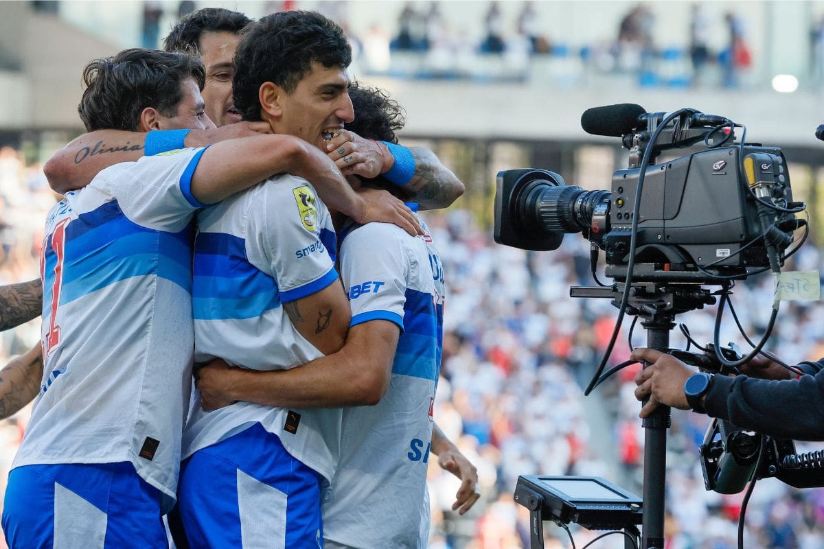 Daniel Garnero valoró el desempeño de sus dirigidos en el triunfo sobre Palestino. Foto: Agencia Aton.
