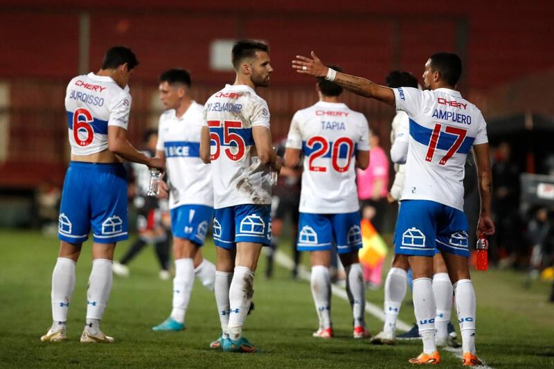 se despide de relegado canterano. Foto: Agencia Aton.