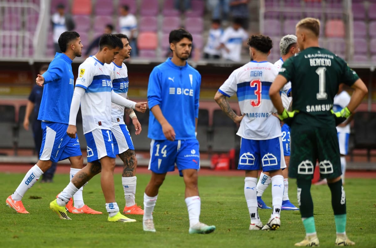 Minutos antes del partido con Deportes Concepción: UC confirmó el estado de sus 4 futbolistas lesionados