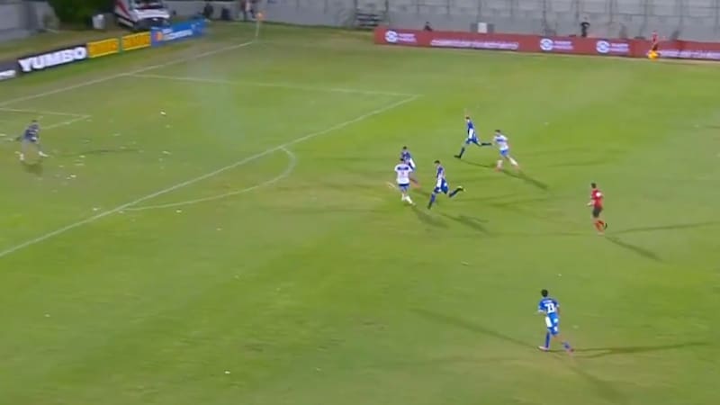 Calidad pura: el golazo de Fernando Zampedri para la UC en el duelo frente a Atlético Tucumán
