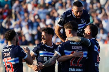 La UC comienza a moverse en el mercado de fichajes: delantero sale a préstamo