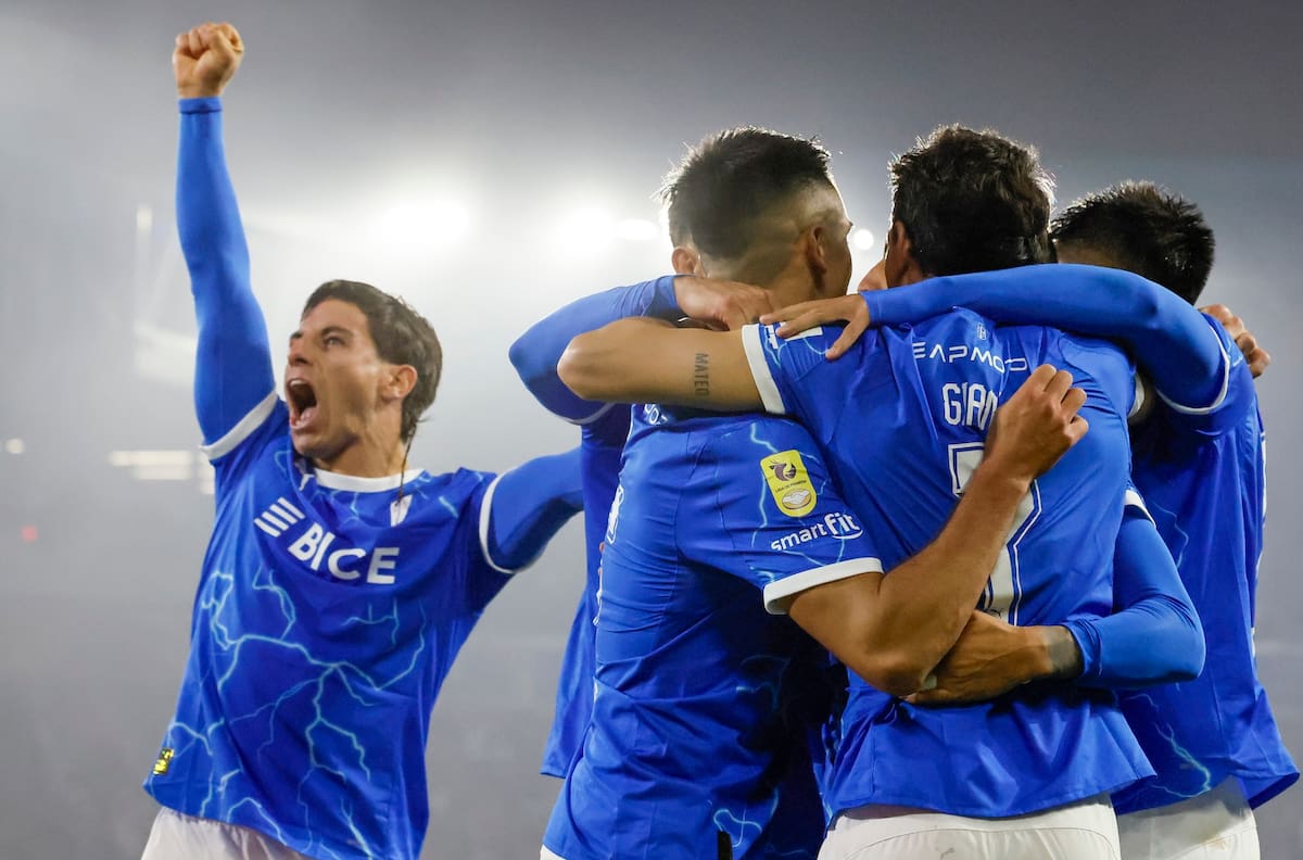 Universidad Católica va por el liderato: formación ante Barcelona tendrá tres cambios