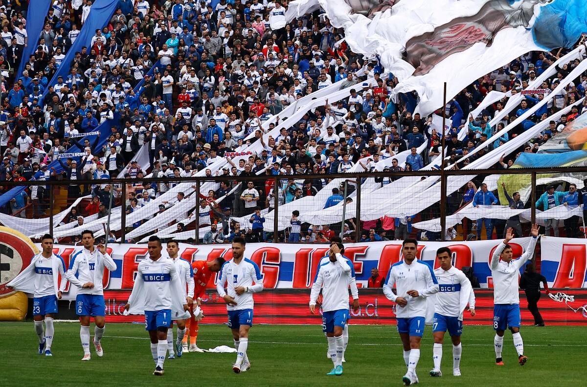 Se va de Santiago: el estadio de regiones donde la UC sería local en Copa Sudamericana
