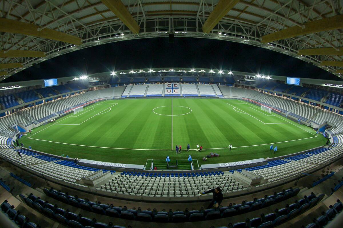 se abrió a recibir público de Colo Colo y Universidad de Chile. Foto: Felipe Escobedo.