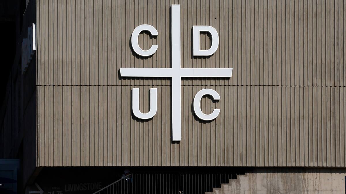 De aquí sale el nuevo presidente de la UC: quiénes son los candidatos al directorio de Cruzados
