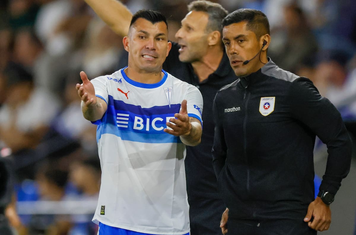 Claudio Bravo lanza una clara advertencia a la UC sobre lo que le puede pasar en Copa Libertadores