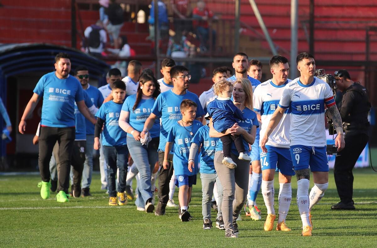 El nuevo refuerzo de la UC que enfureció a Tiago Nunes ante Deportes Iquique: hubo consecuencias