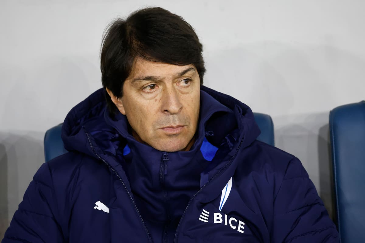 Daniel Garnero en la derrota de la UC ante Unión La Calera. Foto: Aton.