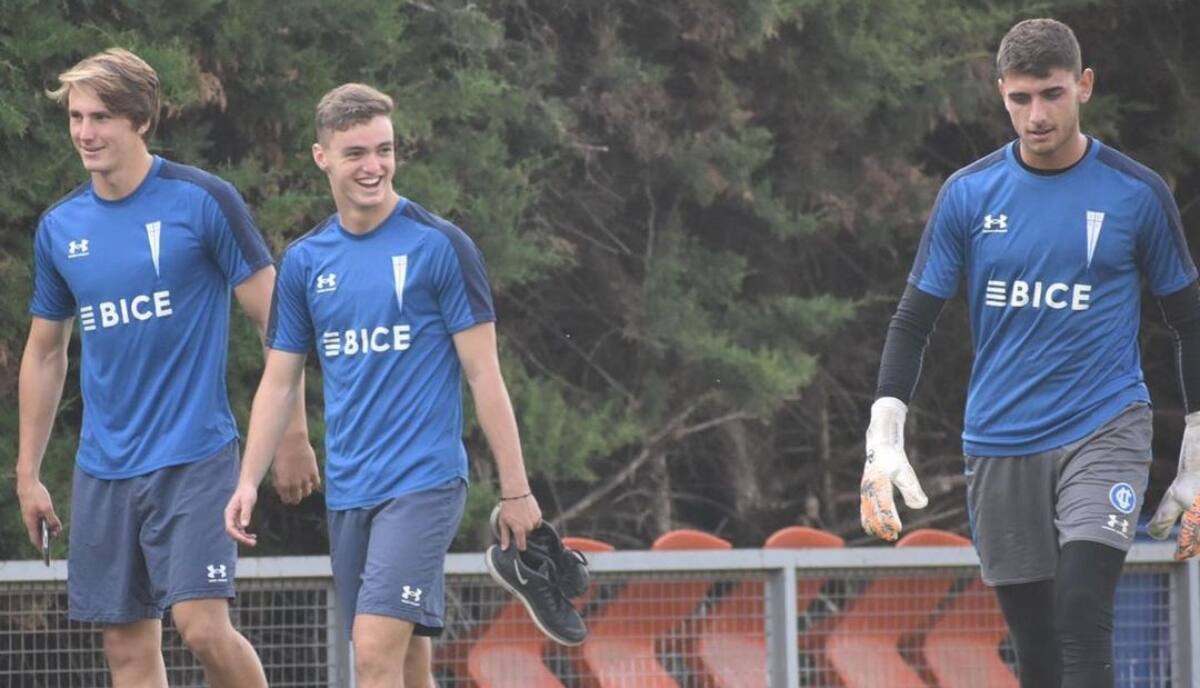 devolvió a delantero juvenil a la categoría sub-21. Foto: Universidad Católica