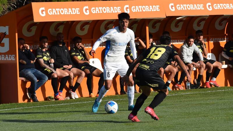 ganó por 3-0 a Lautaro de Buin. Foto: Universidad Católica.