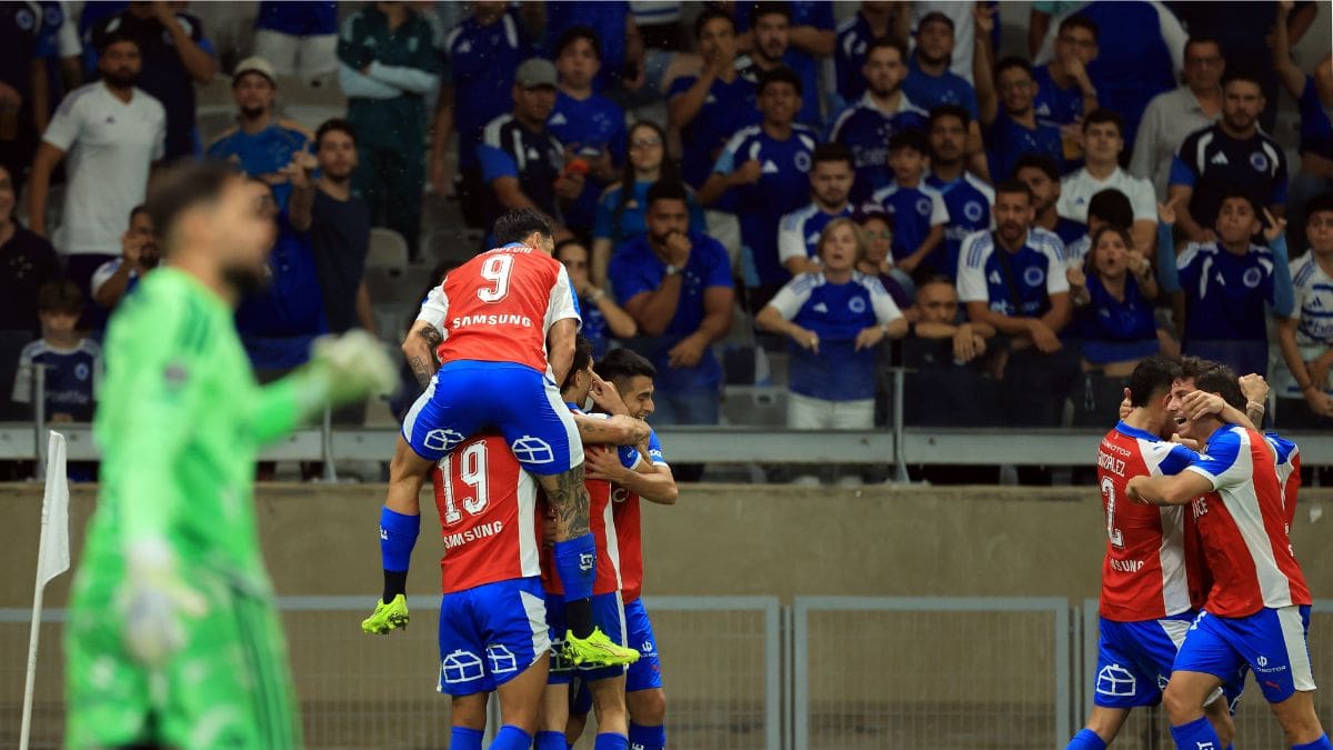 Domó al gigante mineiro: Universidad Católica vence de manera brillante a Cruzeiro en la Libertadores