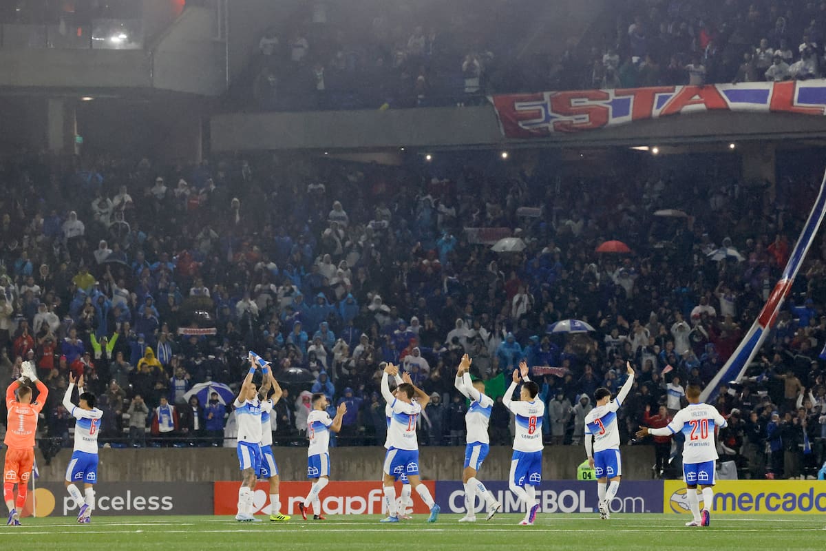 Los Cruzados ante Cruzeiro en Copa Libertadores. Foto: Agencia Aton