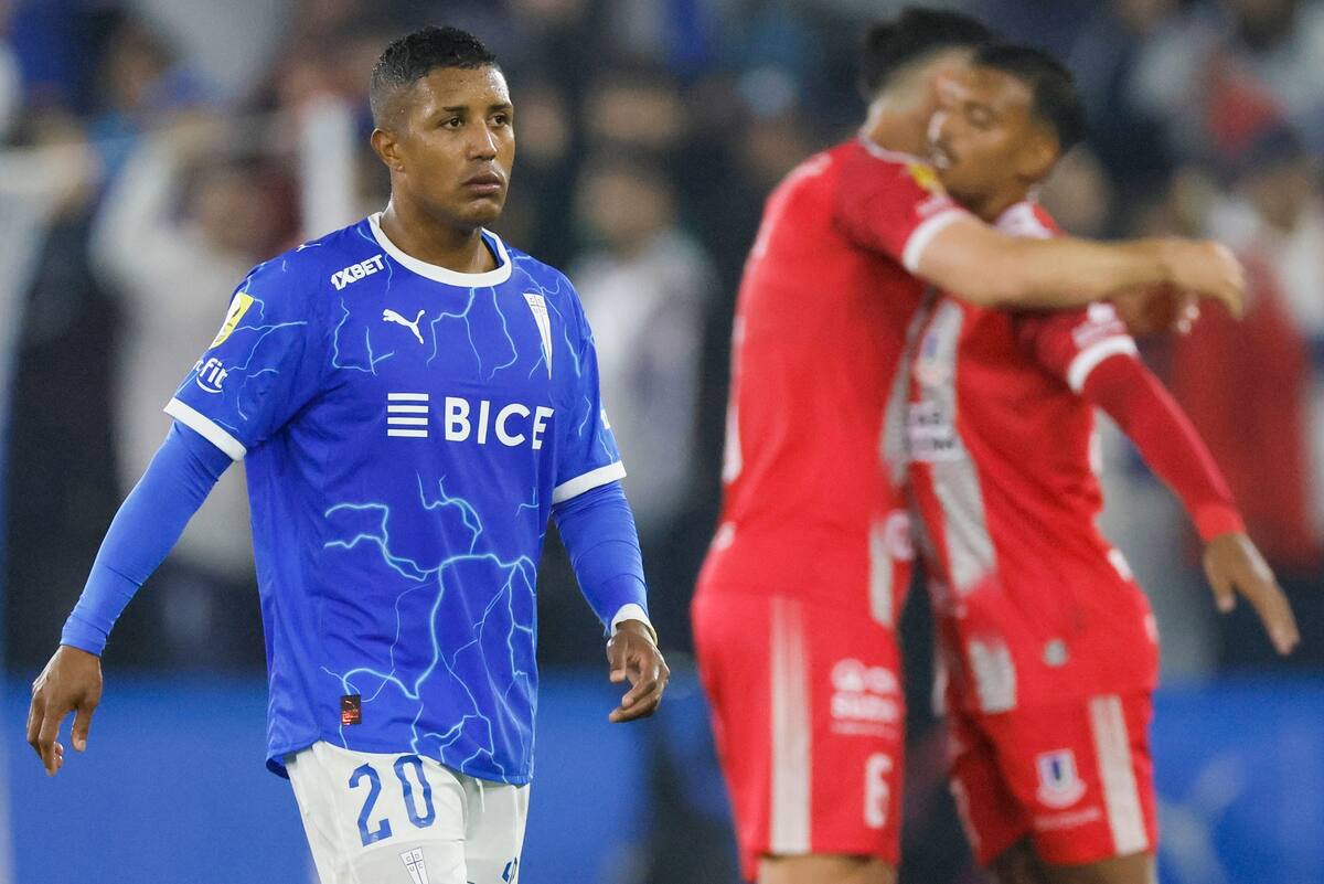 Los Cruzados cayeron 2-1 ante La Calera por la fecha 10. Foto: ATON.