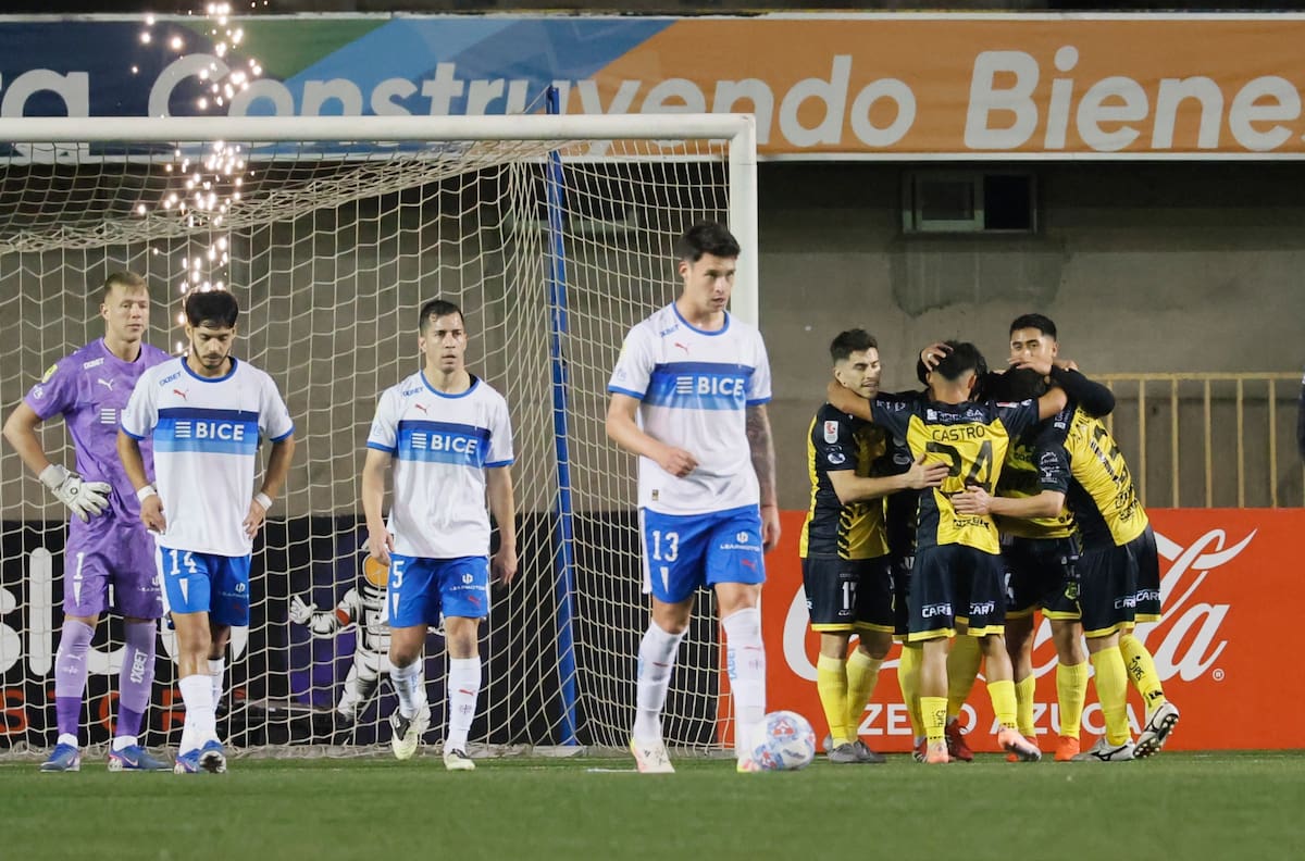 Universidad Católica sufrió dura goleada ante San Luis y perdió el invicto en Copa Chile